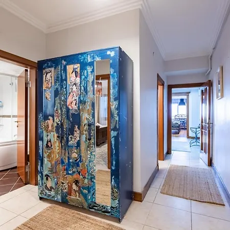 Delightful Flat With Bosphorus View In Kuzguncuk Διαμέρισμα Κωνσταντινούπολη
