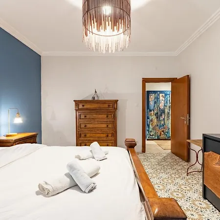 Delightful Flat With Bosphorus View In Kuzguncuk Διαμέρισμα Κωνσταντινούπολη